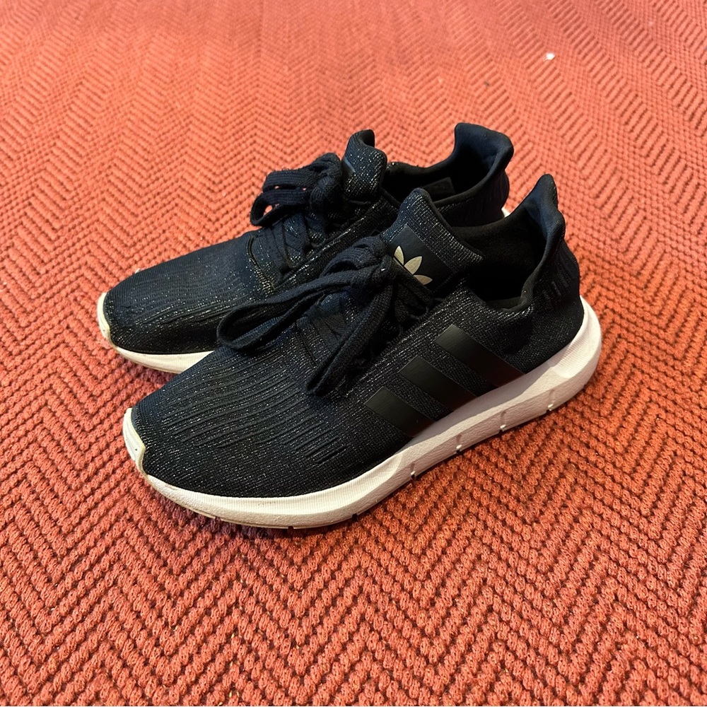 Adidas Black Women’s Sneaker with Metallic Threading